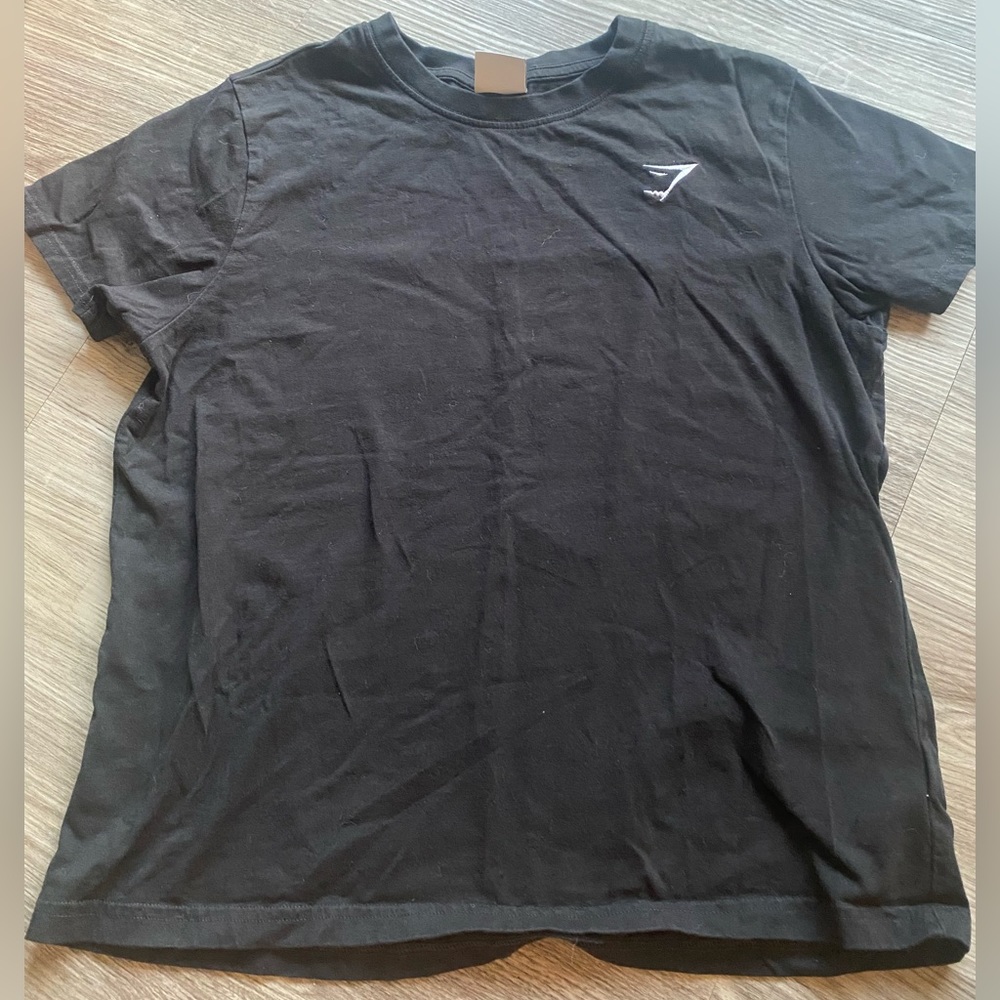 Black Gymshark Short Sleeve Top